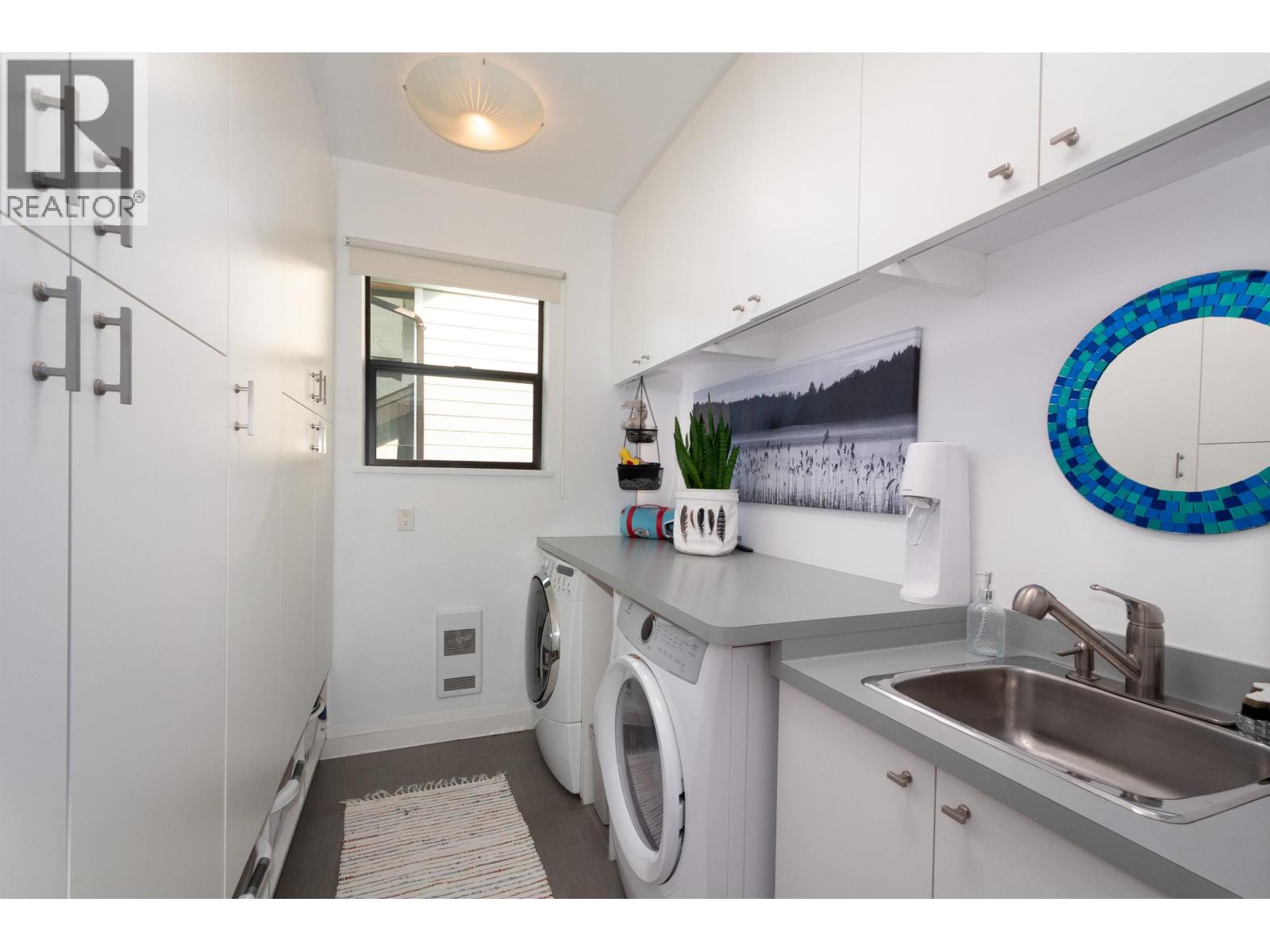 1930 Panorama Drive, North Vancouver, British Columbia  V7G 1V1 - Photo 14 - R3096128