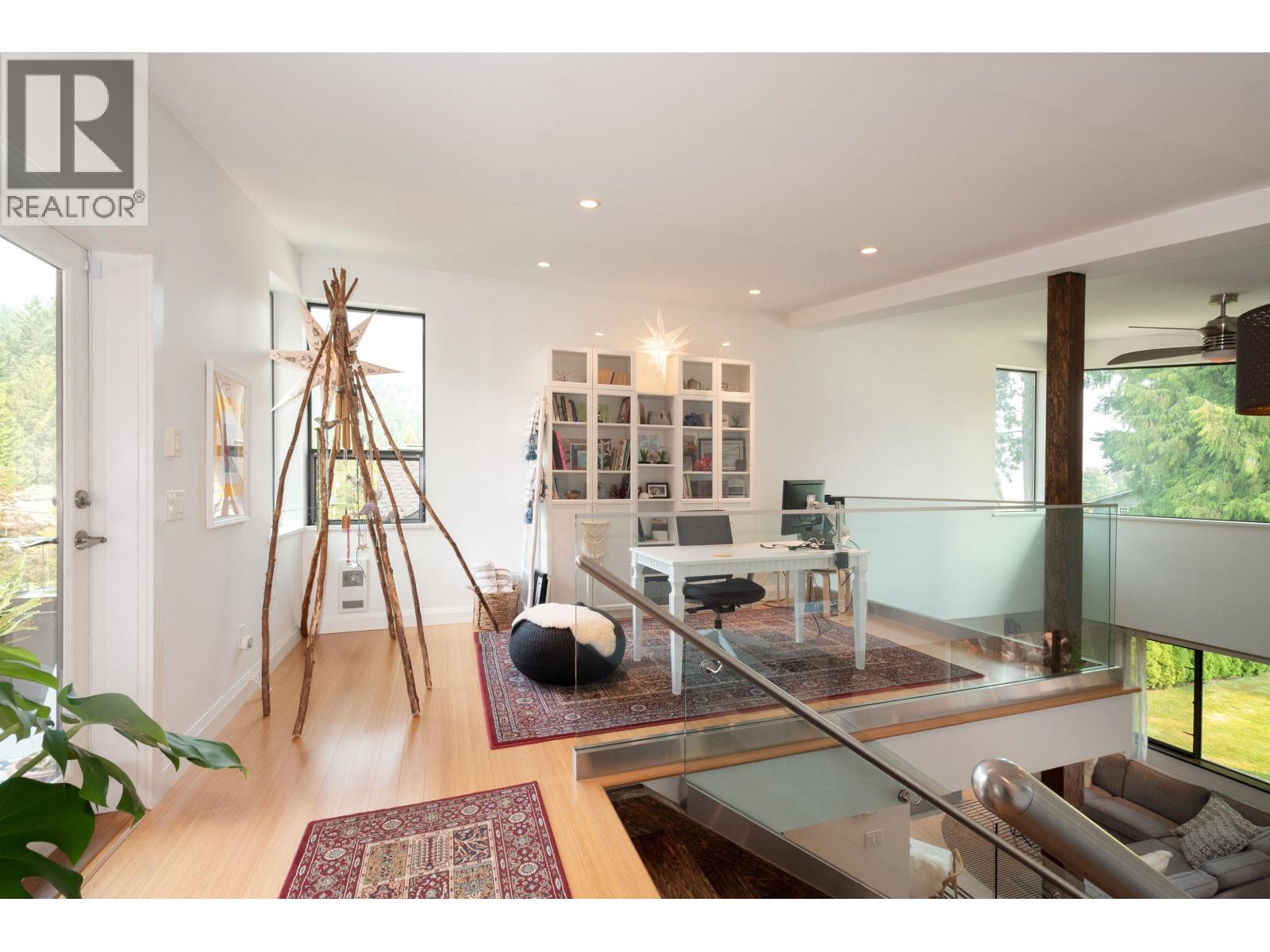 1930 Panorama Drive, North Vancouver, British Columbia  V7G 1V1 - Photo 18 - R3096128