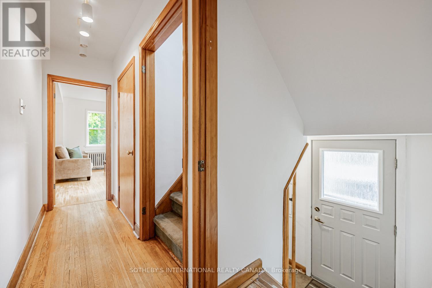 21 Tripp Crescent, Toronto, Ontario  M1P 1B4 - Photo 7 - E12846210