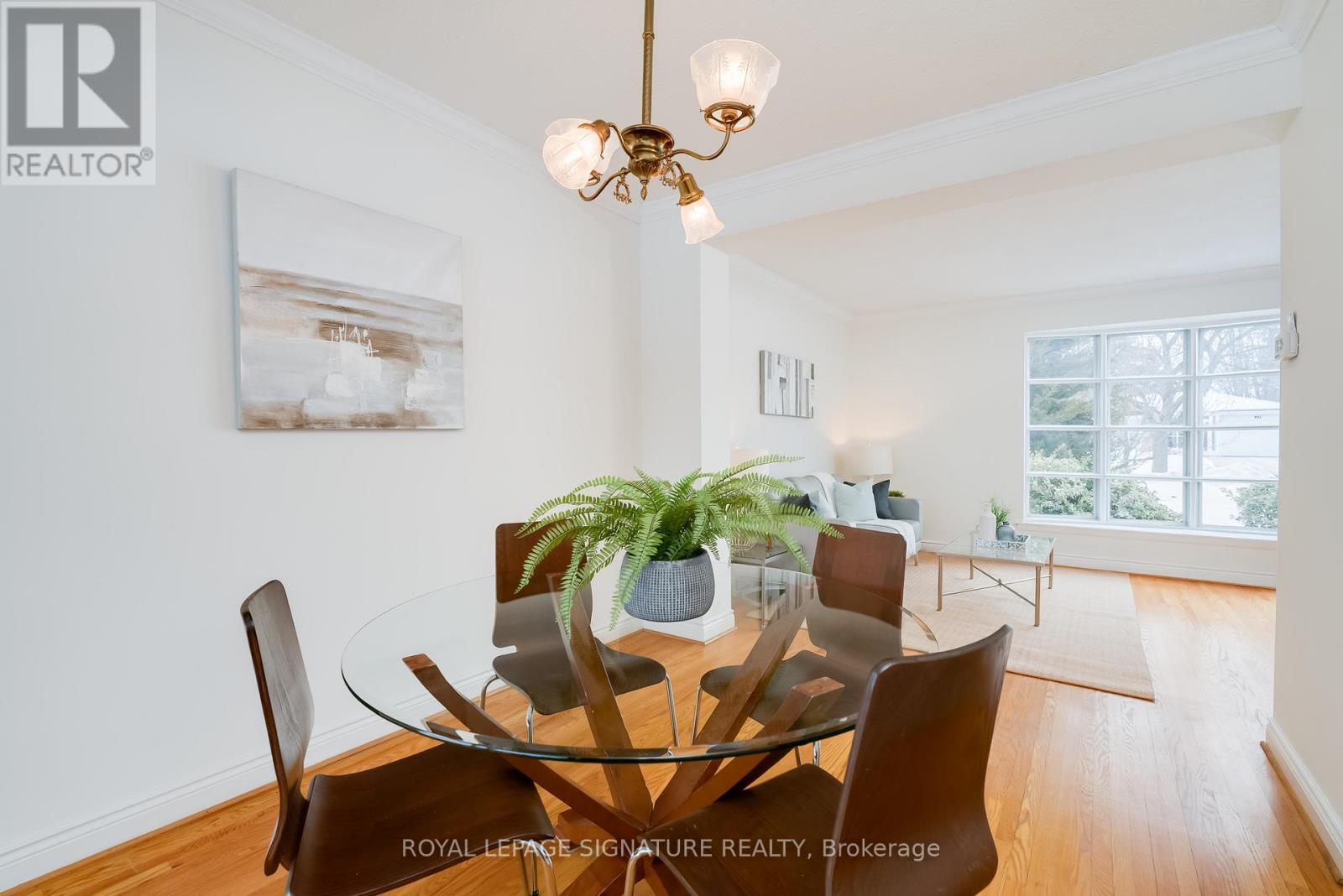 28 Grove Park Crescent, Toronto, Ontario  M2J 2C8 - Photo 6 - C12845382