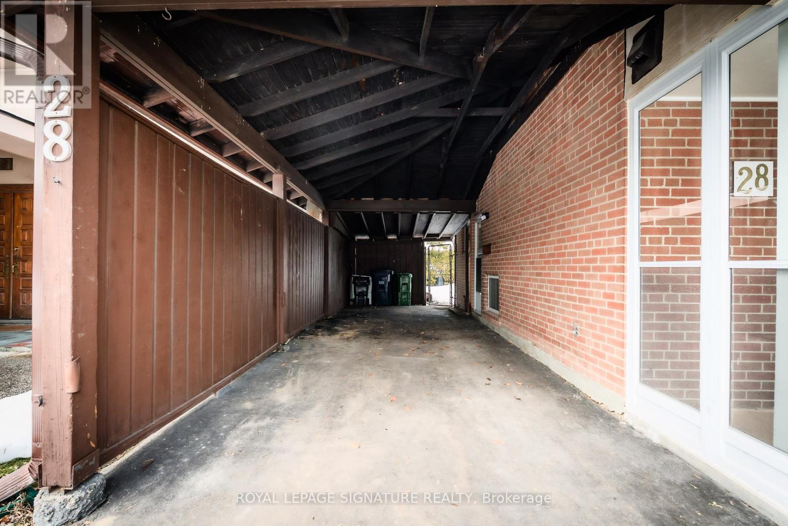 28 Grove Park Crescent, Toronto, Ontario  M2J 2C8 - Photo 33 - C12845382