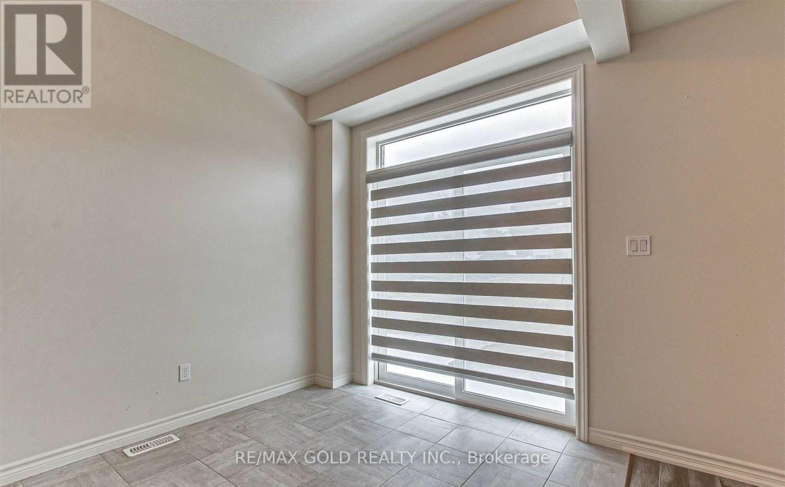 222 Links Crescent, Woodstock, Ontario  N4T 0M1 - Photo 10 - X12845904