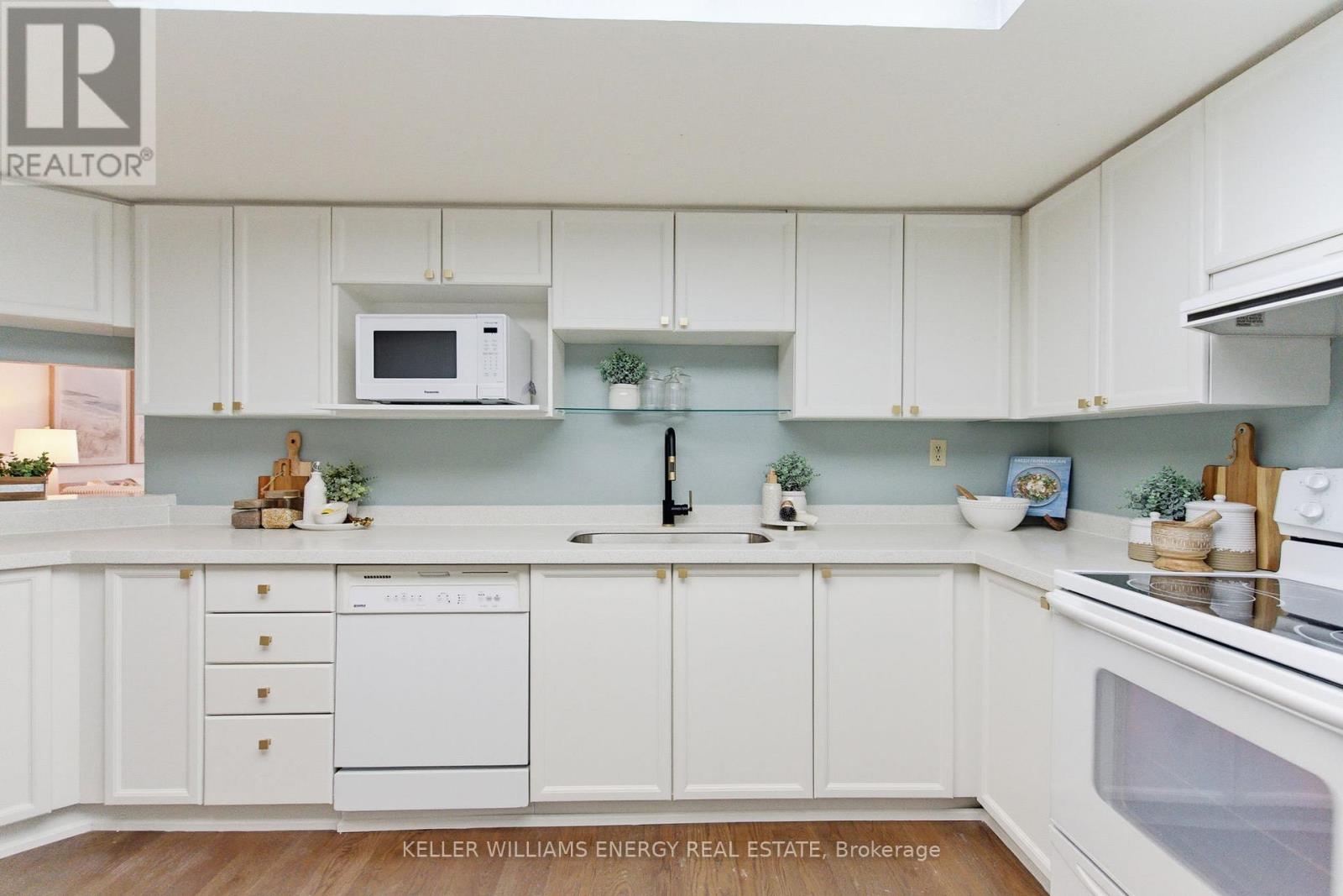 105 - 70 Cumberland Lane, Ajax, Ontario  L1S 7K2 - Photo 6 - E12846168