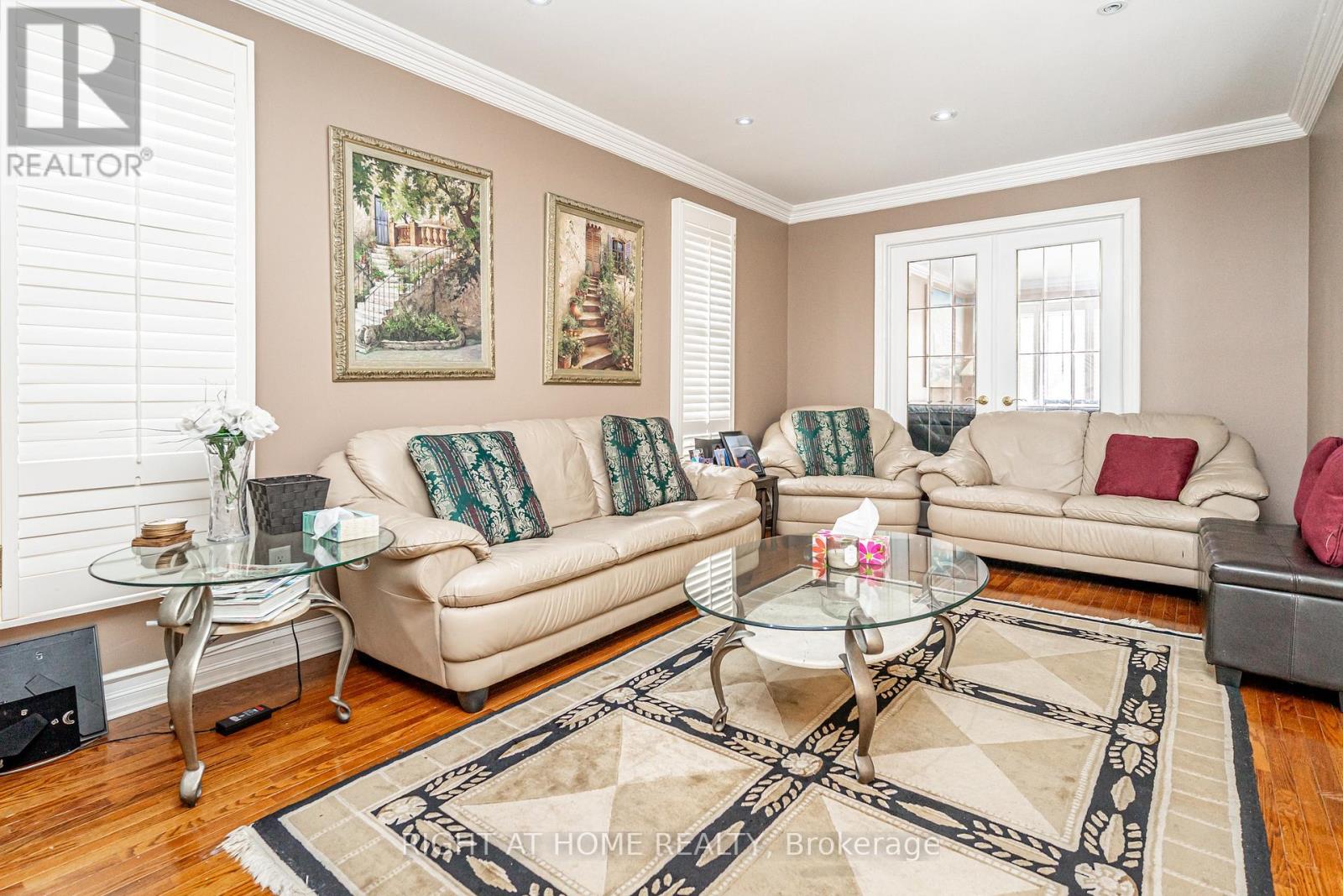 2136 Wincanton Crescent, Mississauga, Ontario  L5M 3E1 - Photo 13 - W12846092