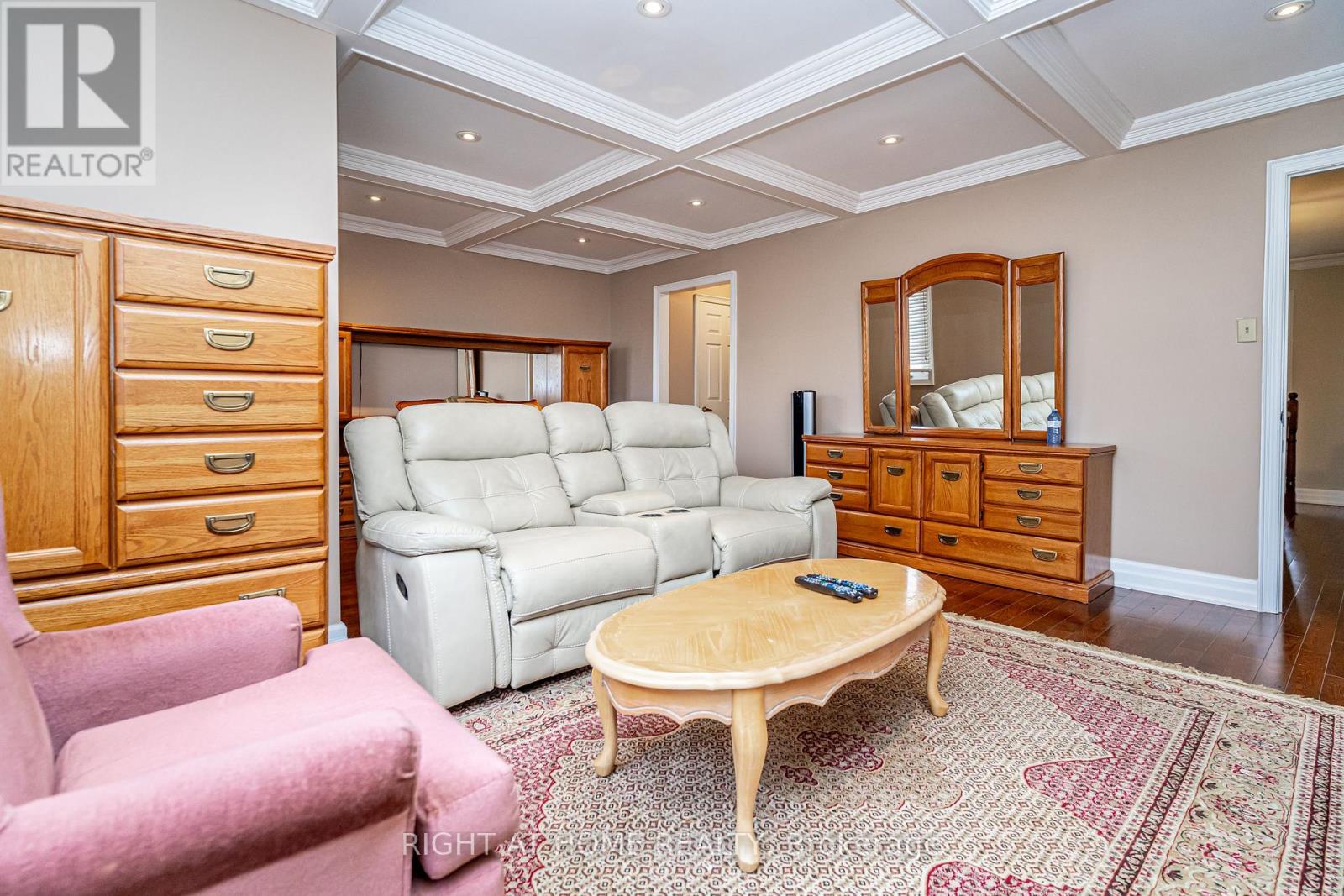 2136 Wincanton Crescent, Mississauga, Ontario  L5M 3E1 - Photo 22 - W12846092