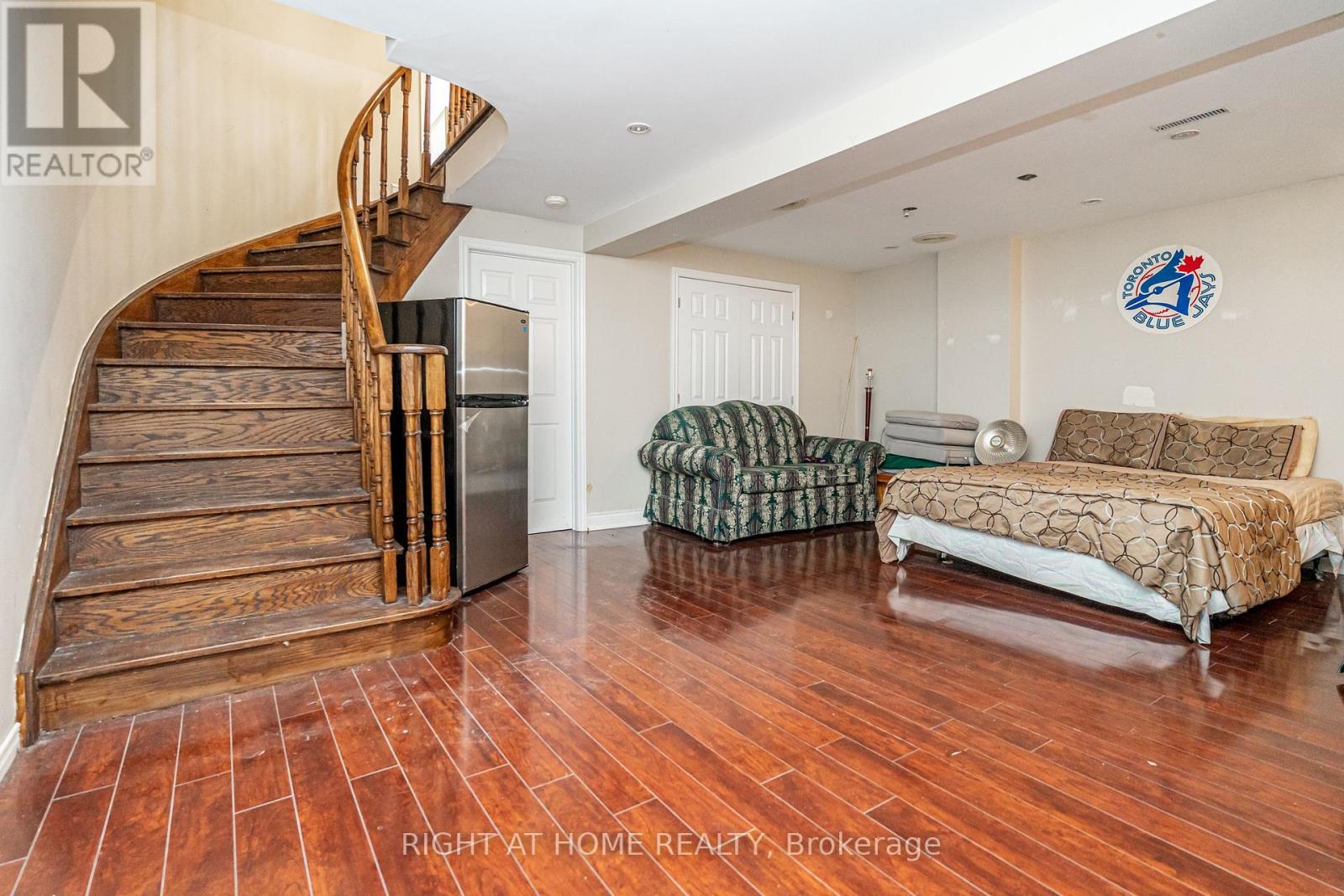 2136 Wincanton Crescent, Mississauga, Ontario  L5M 3E1 - Photo 30 - W12846092