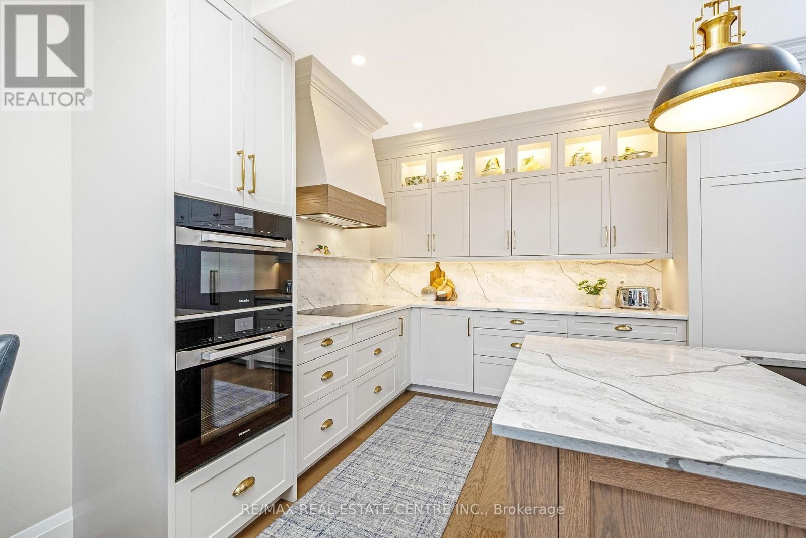 3168 Watercliffe Court, Oakville, Ontario  L6M 0K7 - Photo 22 - W12846116