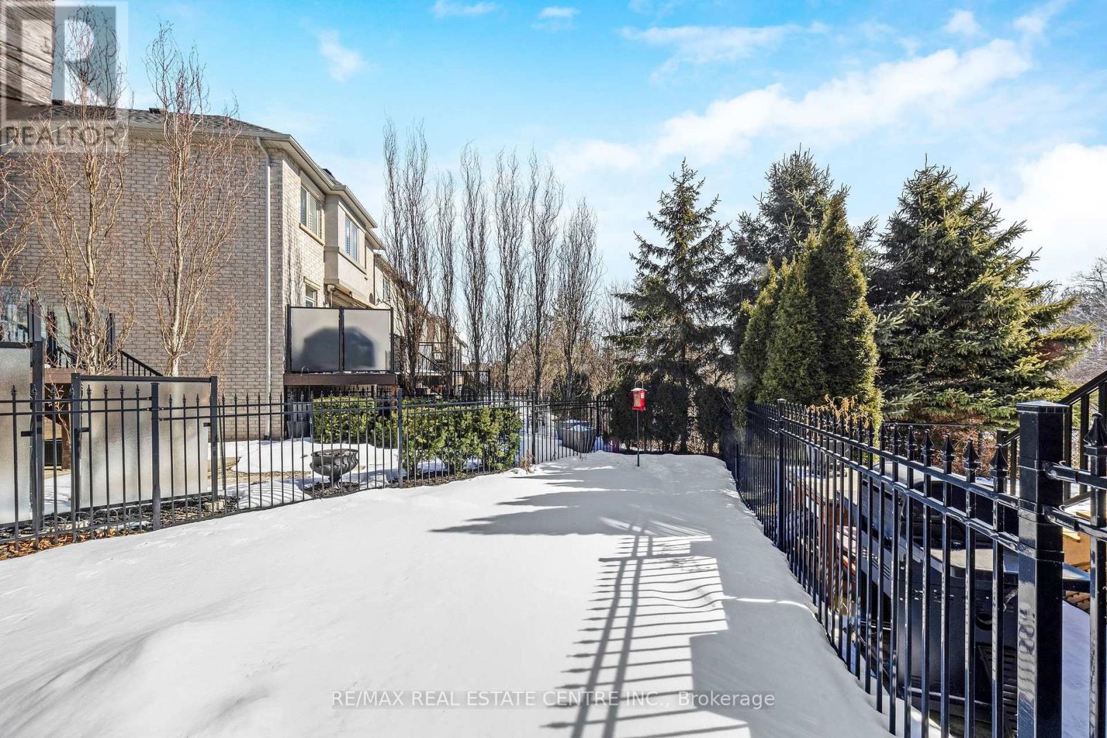 3168 Watercliffe Court, Oakville, Ontario  L6M 0K7 - Photo 45 - W12846116