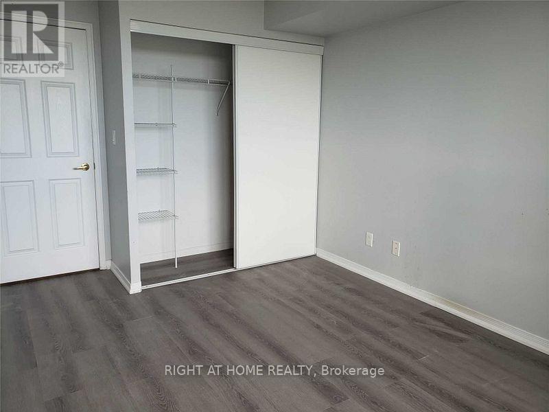 906 - 4900 Glen Erin Drive, Mississauga, Ontario  L5M 7S2 - Photo 5 - W12846120