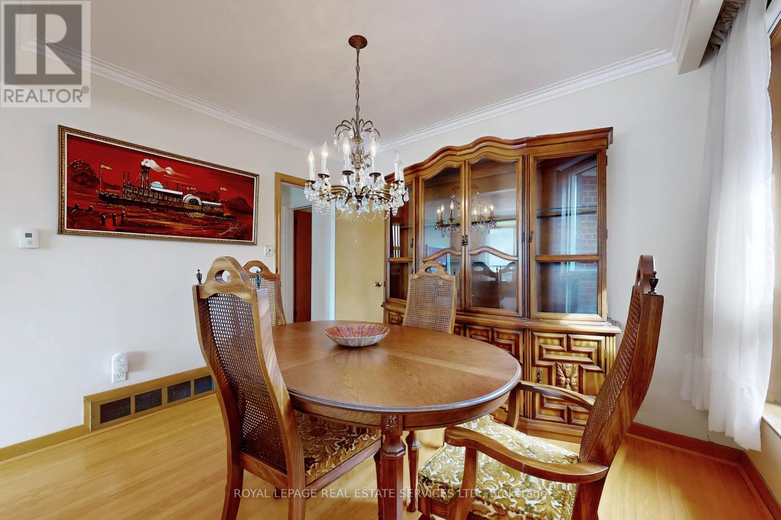 167 Cornelius Parkway, Toronto, Ontario  M6L 2K8 - Photo 13 - W12846198