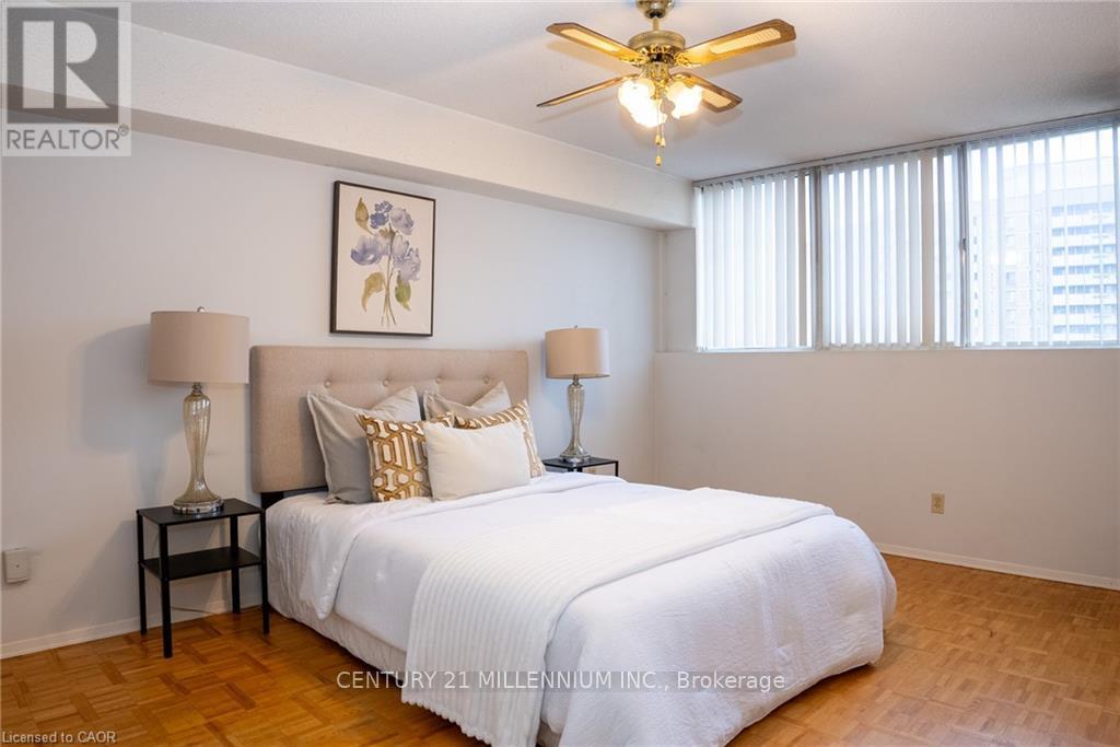 1103 - 3700 Kaneff Crescent, Mississauga, Ontario  L5A 4B8 - Photo 16 - W12846208