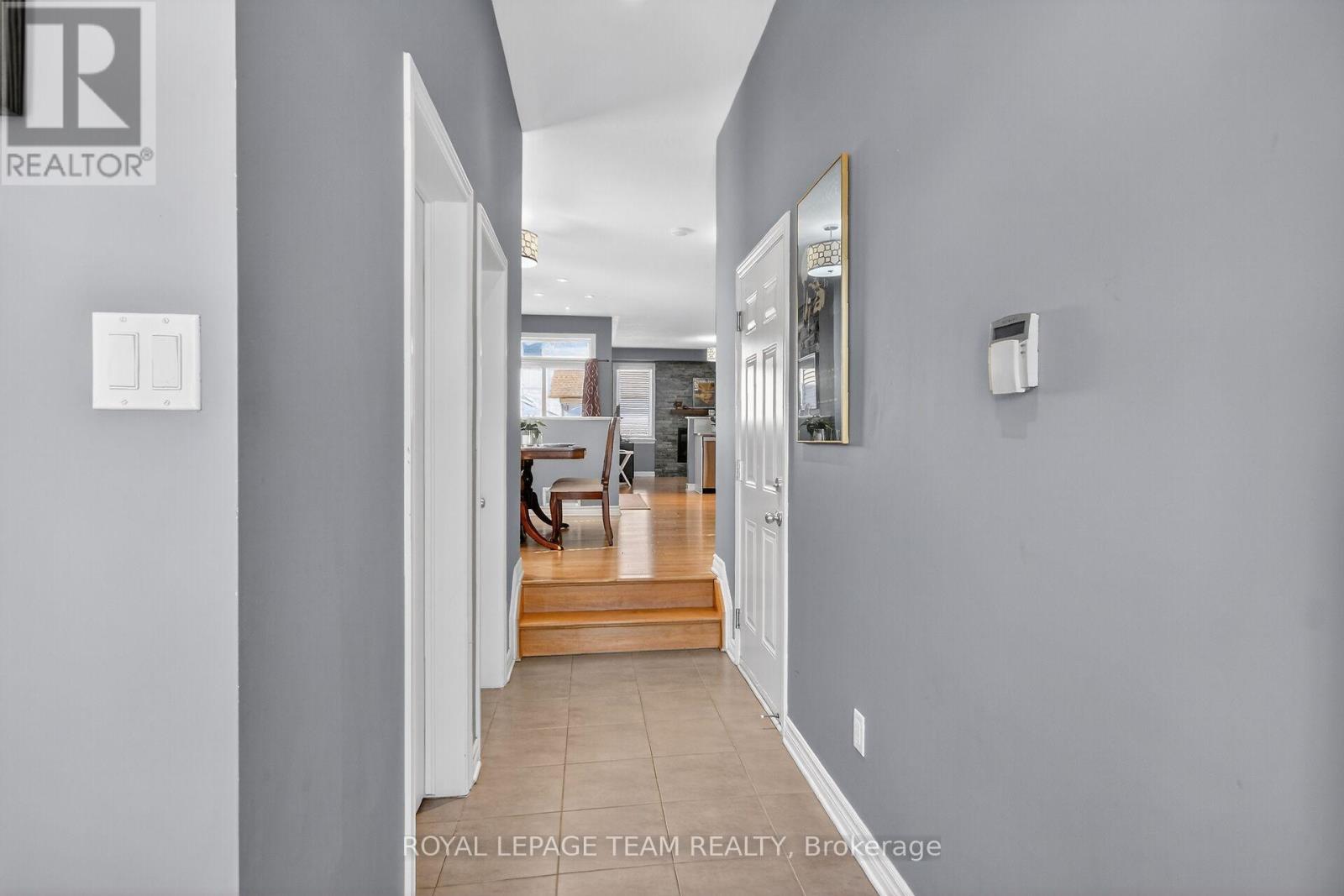 1591 Carronbridge Circle, Ottawa, Ontario  K2M 0G5 - Photo 8 - X12844660