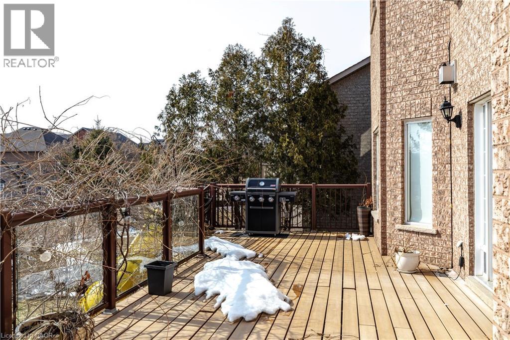 29 Gaines Avenue, Dundas, Ontario  L9H 7M4 - Photo 13 - 40809137