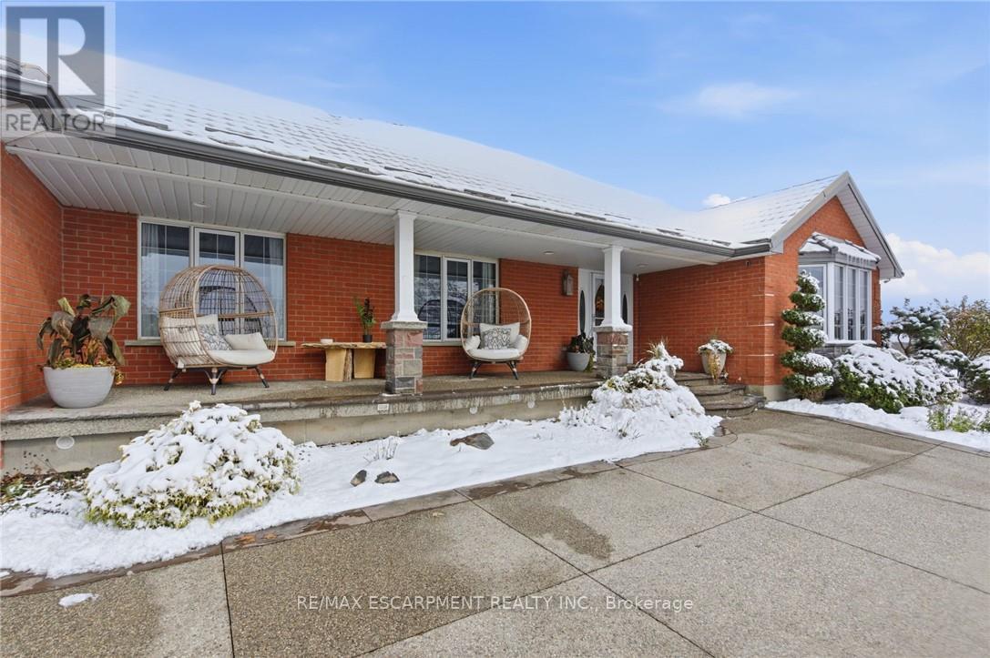 3810 River Road, Haldimand, Ontario  N3W 2K7 - Photo 4 - X12846100