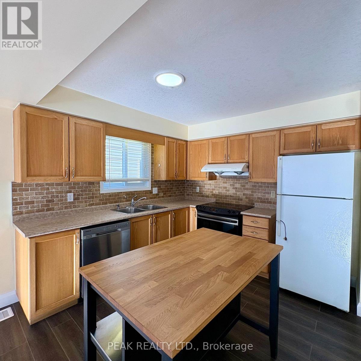 629 Violet Street, Waterloo, Ontario  N2V 2V9 - Photo 13 - X12846118