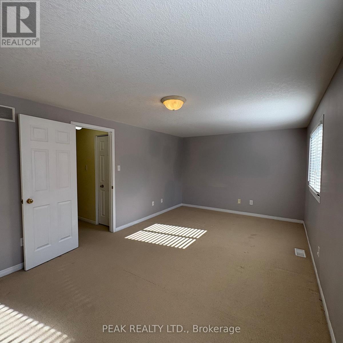 629 Violet Street, Waterloo, Ontario  N2V 2V9 - Photo 22 - X12846118