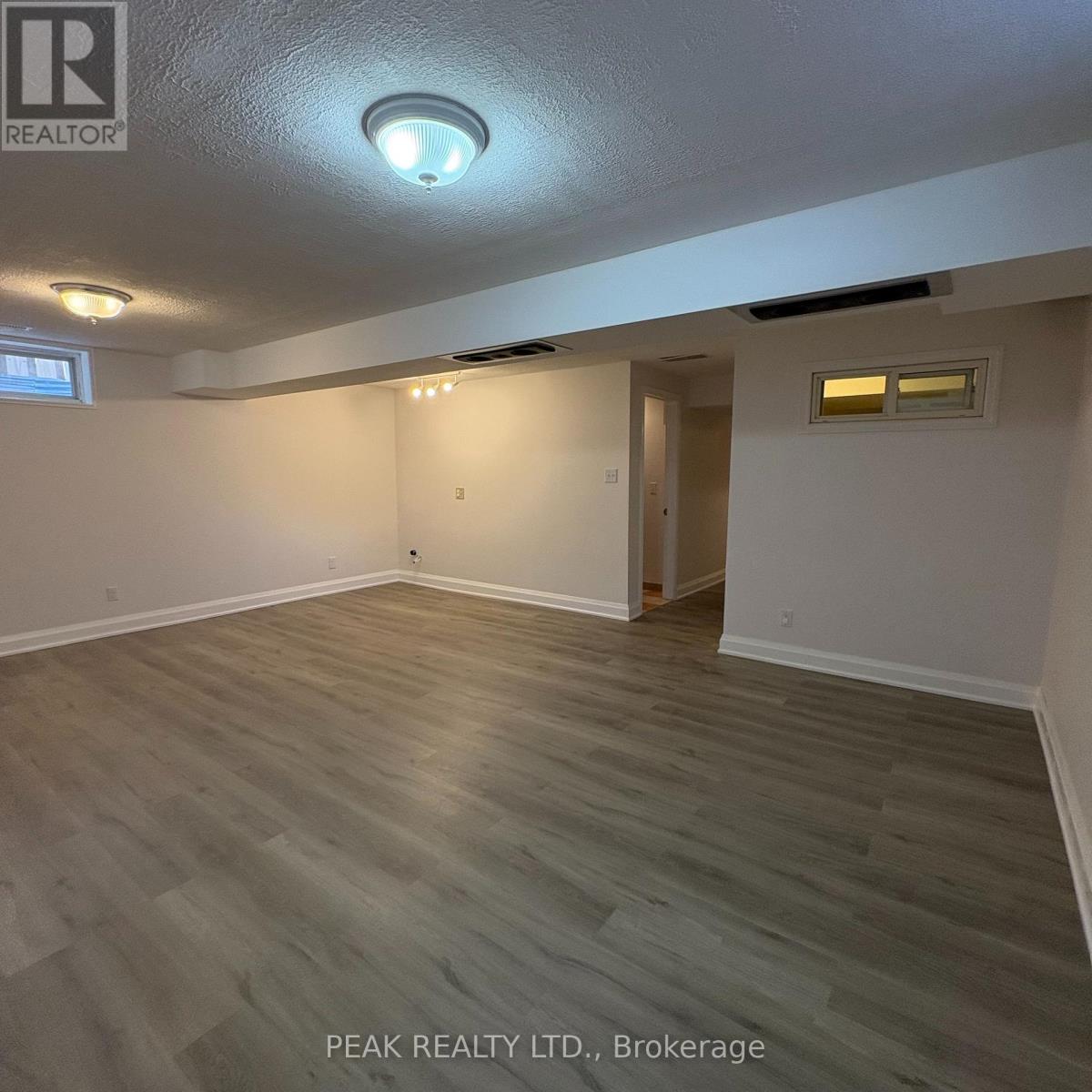 629 Violet Street, Waterloo, Ontario  N2V 2V9 - Photo 33 - X12846118