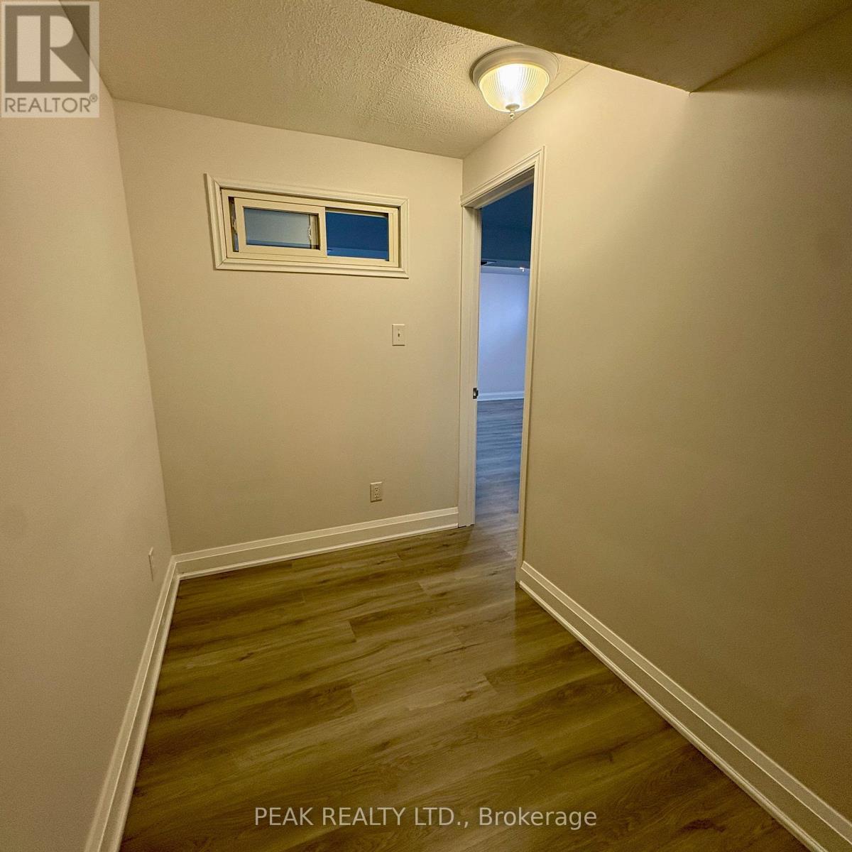 629 Violet Street, Waterloo, Ontario  N2V 2V9 - Photo 35 - X12846118