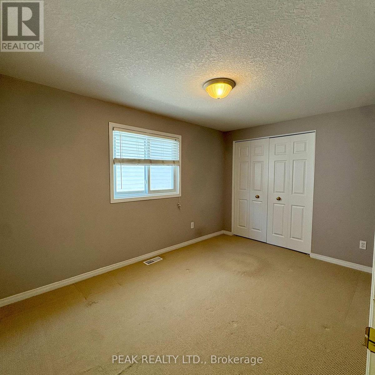 629 Violet Street, Waterloo, Ontario  N2V 2V9 - Photo 41 - X12846118