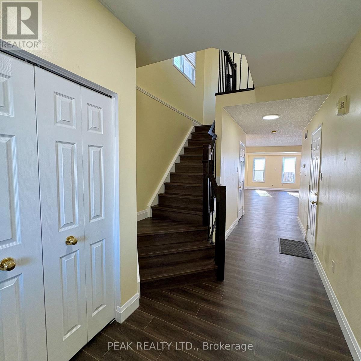 629 Violet Street, Waterloo, Ontario  N2V 2V9 - Photo 7 - X12846118