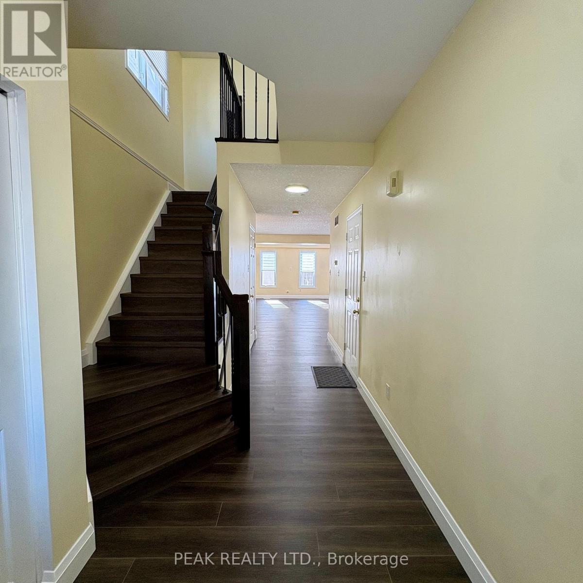 629 Violet Street, Waterloo, Ontario  N2V 2V9 - Photo 8 - X12846118