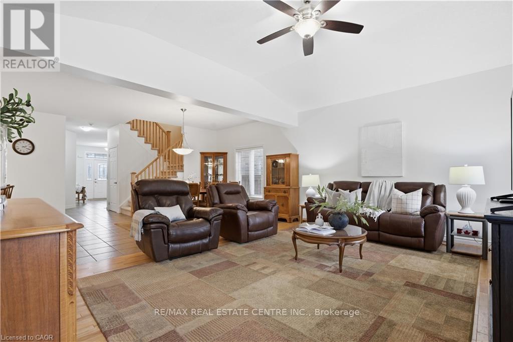 27 Cox Street, Cambridge, Ontario  N1S 0A3 - Photo 11 - X12846182