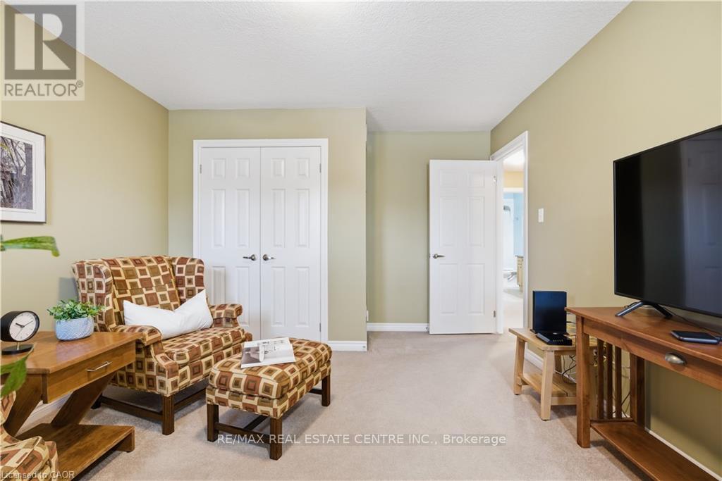 27 Cox Street, Cambridge, Ontario  N1S 0A3 - Photo 18 - X12846182