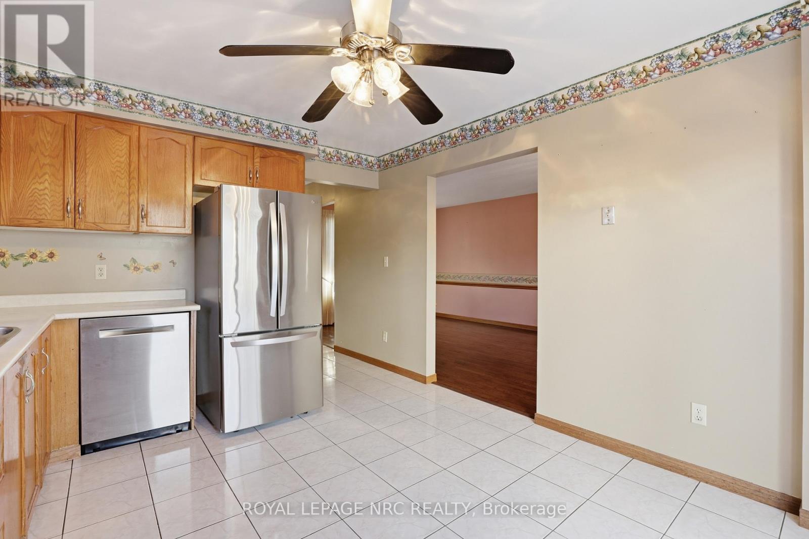 107 Butler Drive, Hamilton, Ontario  L8W 3K2 - Photo 12 - X12846206