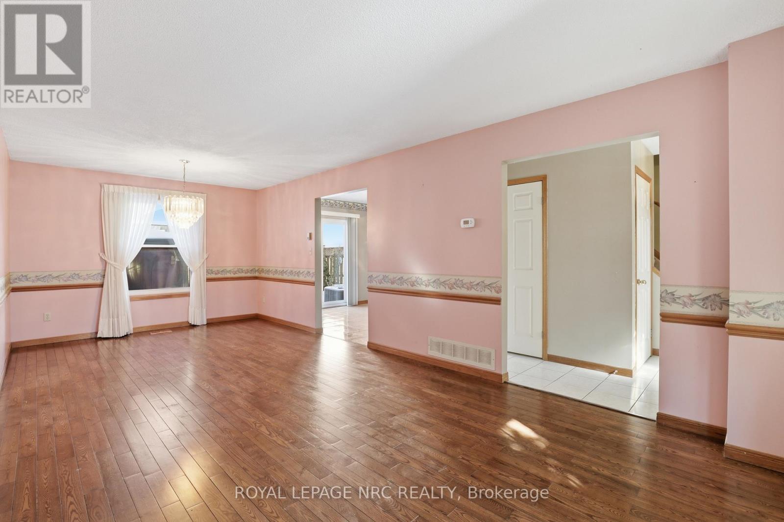 107 Butler Drive, Hamilton, Ontario  L8W 3K2 - Photo 8 - X12846206