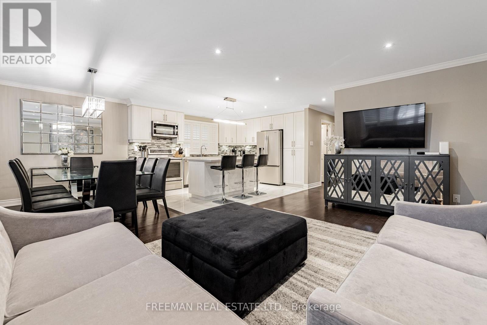 171 Honiton Street, Toronto, Ontario  M3H 5N2 - Photo 11 - C12700520