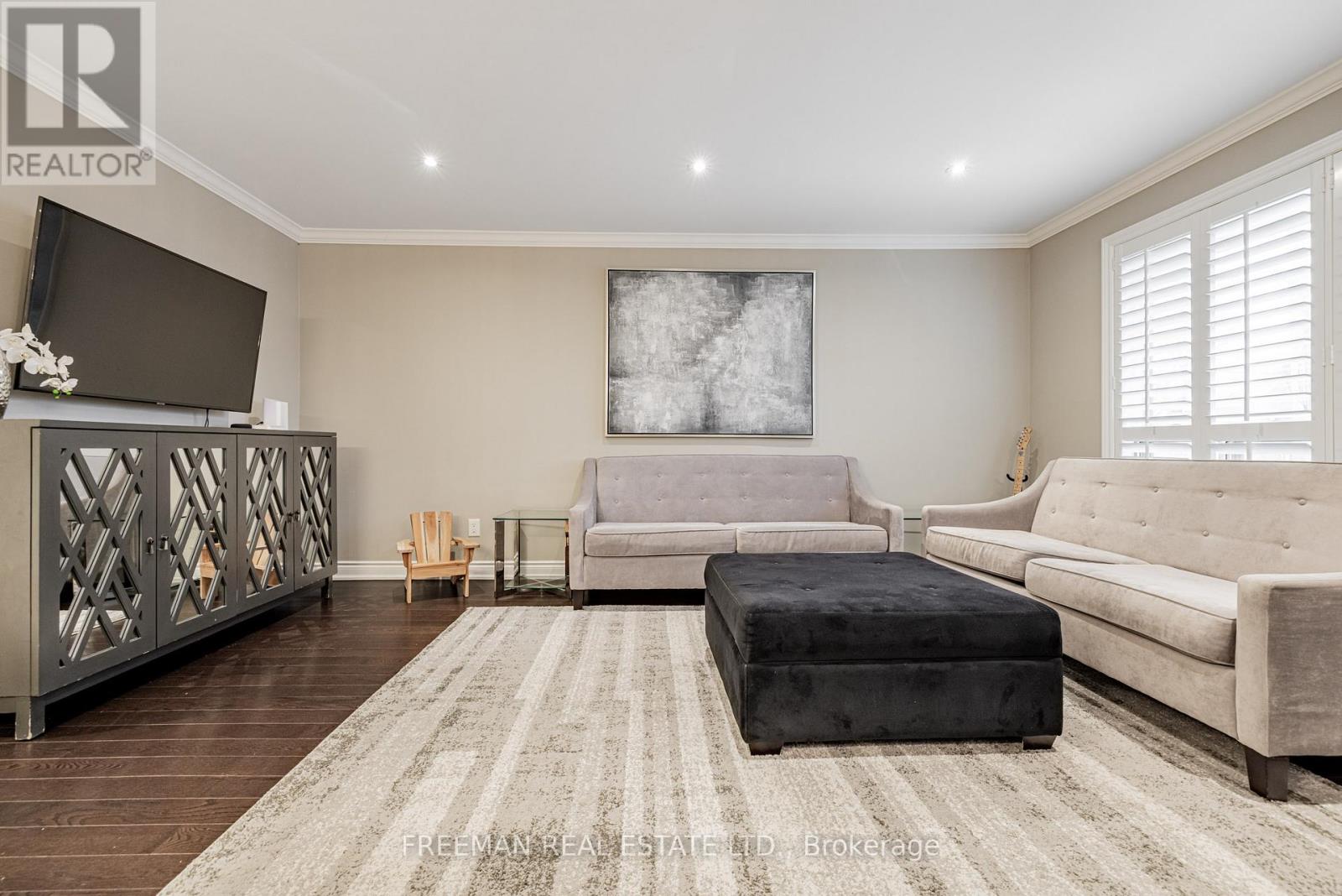 171 Honiton Street, Toronto, Ontario  M3H 5N2 - Photo 5 - C12700520