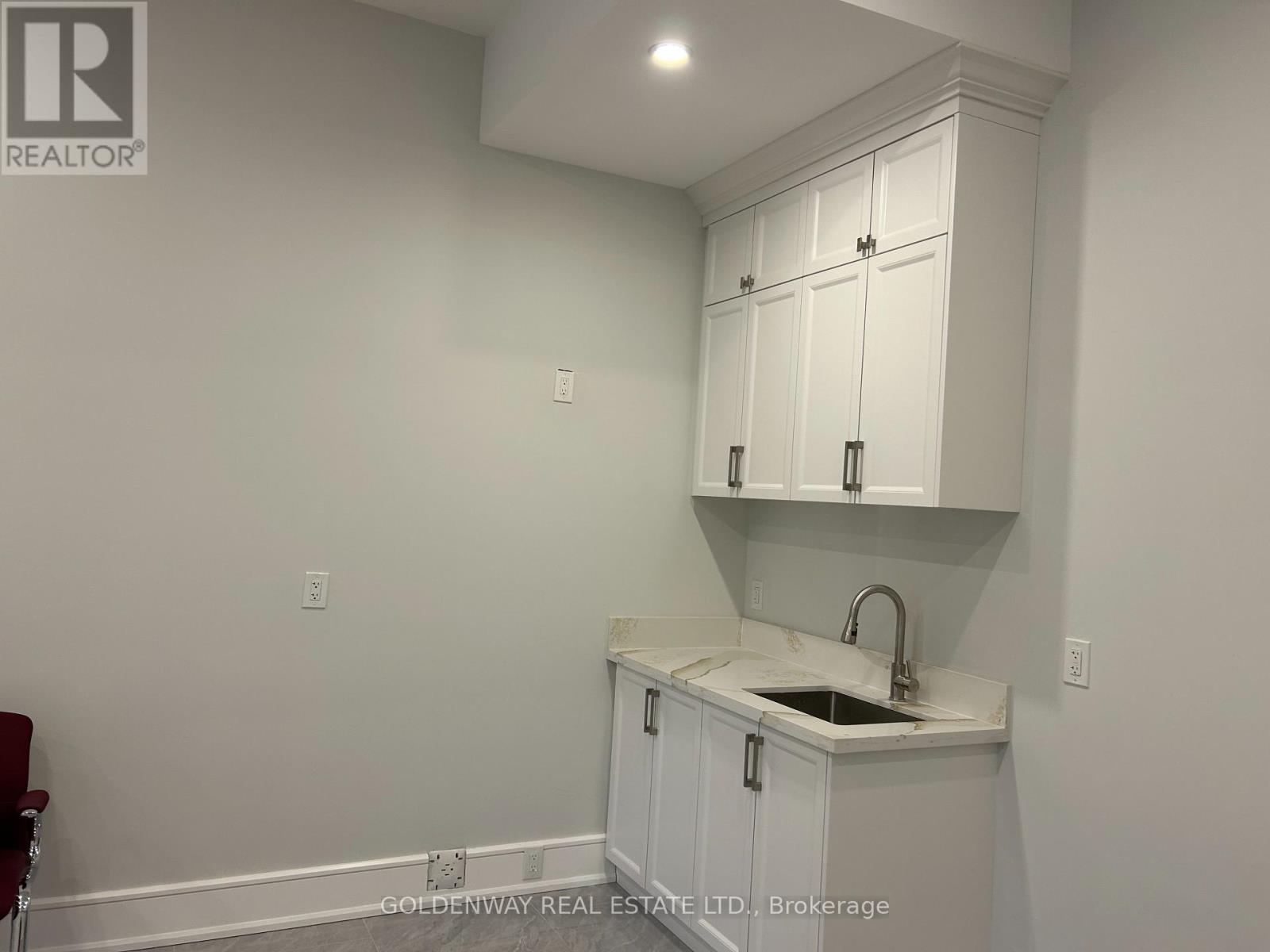 Walkout Basement Room2 - 43 Page Avenue, Toronto, Ontario  M2K 2B5 - Photo 4 - C12747610