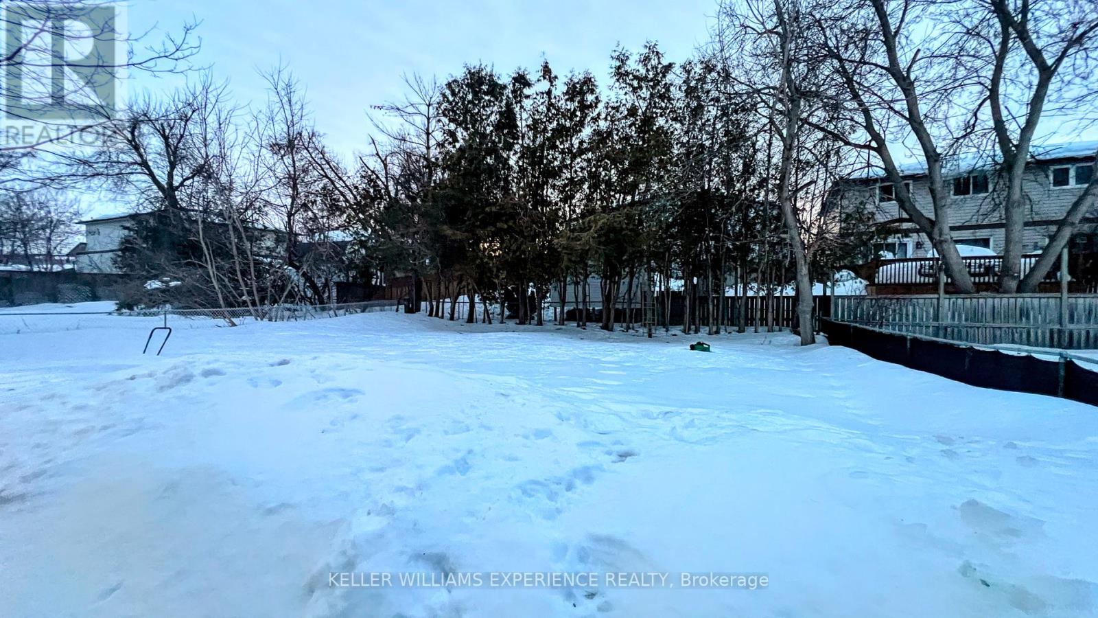 158 Cundles Road E, Barrie, Ontario  L4M 2Z9 - Photo 4 - S12838428