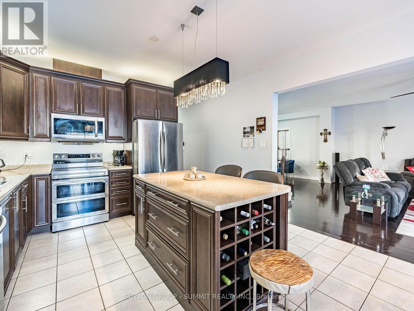 20 Warman Street, New Tecumseth, Ontario  L9R 0B9 - Photo 4 - N12761756