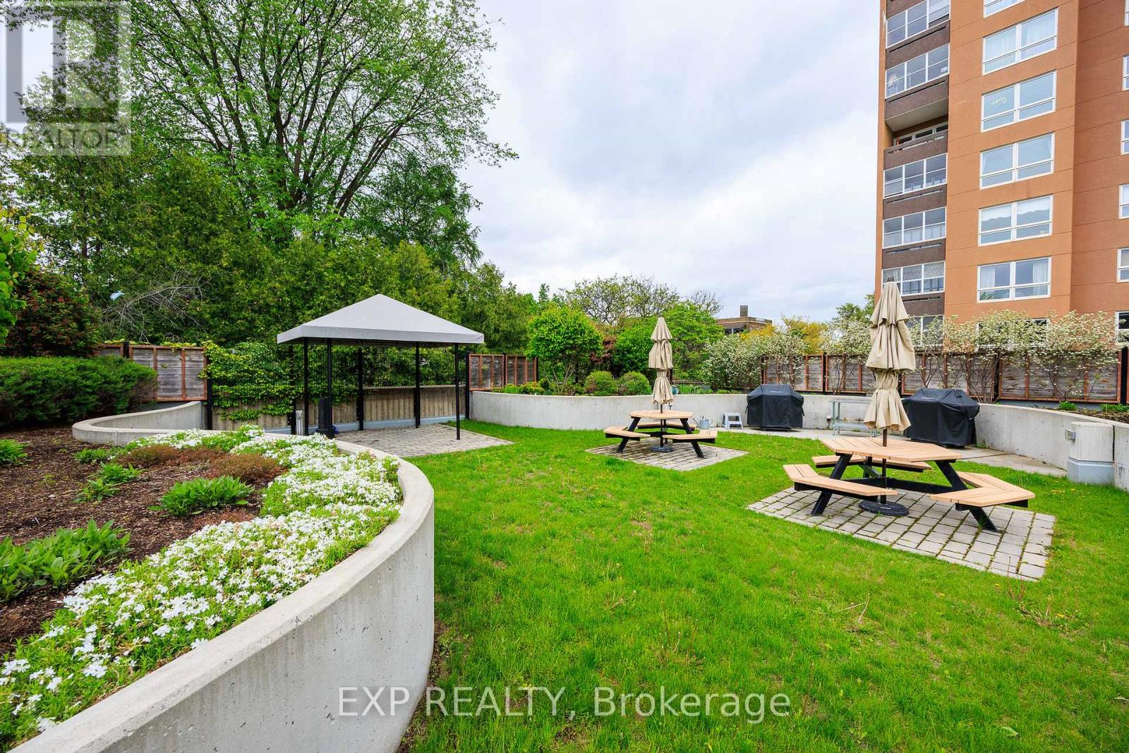 1003 - 373 Laurier Avenue E, Ottawa, Ontario K1N 8X6 - Photo 10 - X12310325