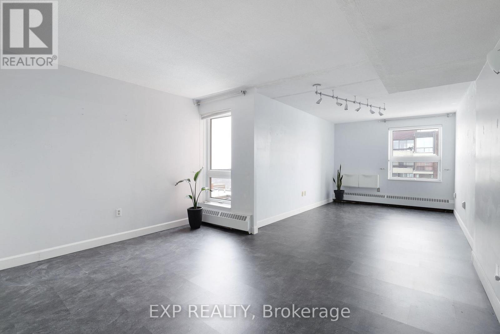 1003 - 373 Laurier Avenue E, Ottawa, Ontario K1N 8X6 - Photo 29 - X12310325