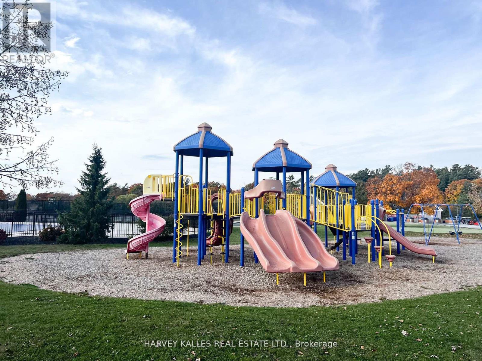 24 Butternut Lane, Prince Edward County (Athol Ward), Ontario  K0K 1P0 - Photo 17 - X12846302