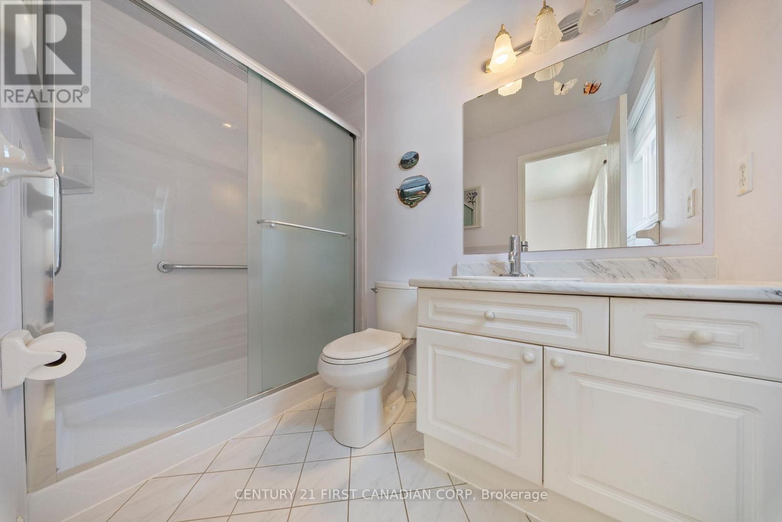 257 Fennel Street, Blandford-Blenheim, Ontario  N0J 1S0 - Photo 21 - X12846328