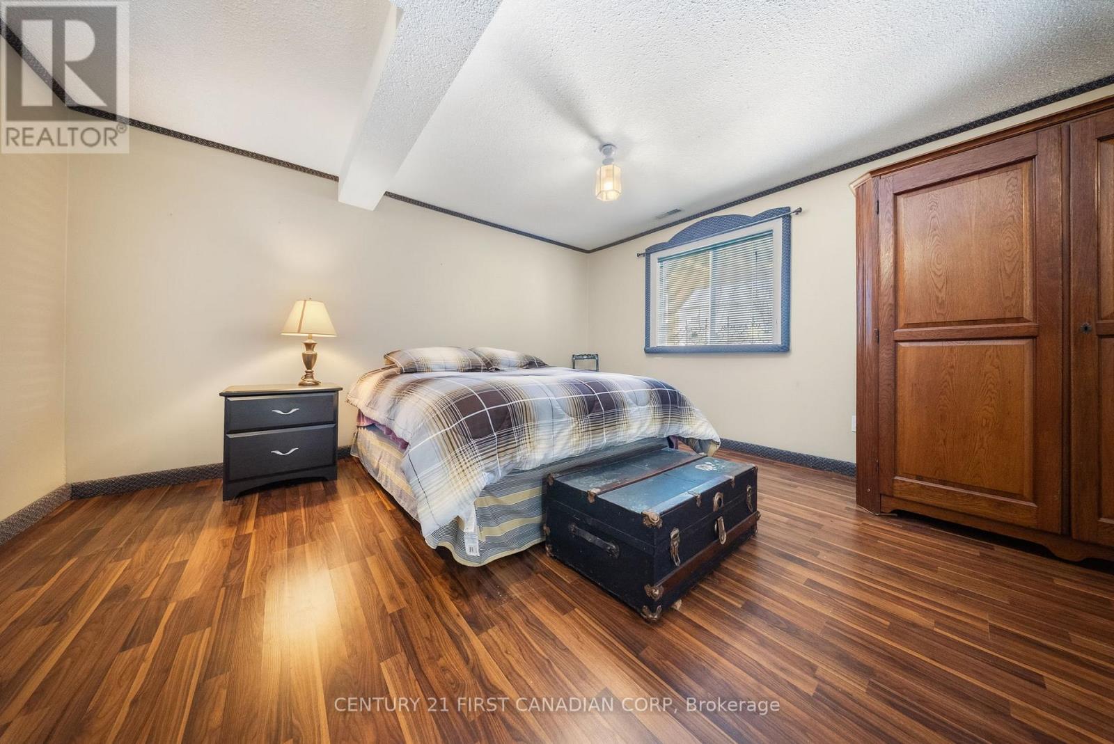 257 Fennel Street, Blandford-Blenheim, Ontario  N0J 1S0 - Photo 29 - X12846328