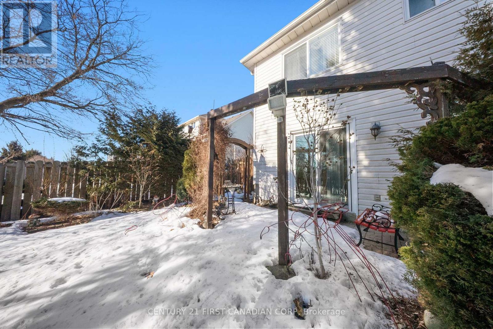 257 Fennel Street, Blandford-Blenheim, Ontario  N0J 1S0 - Photo 40 - X12846328