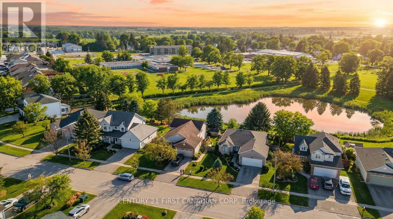 257 Fennel Street, Blandford-Blenheim, Ontario  N0J 1S0 - Photo 48 - X12846328