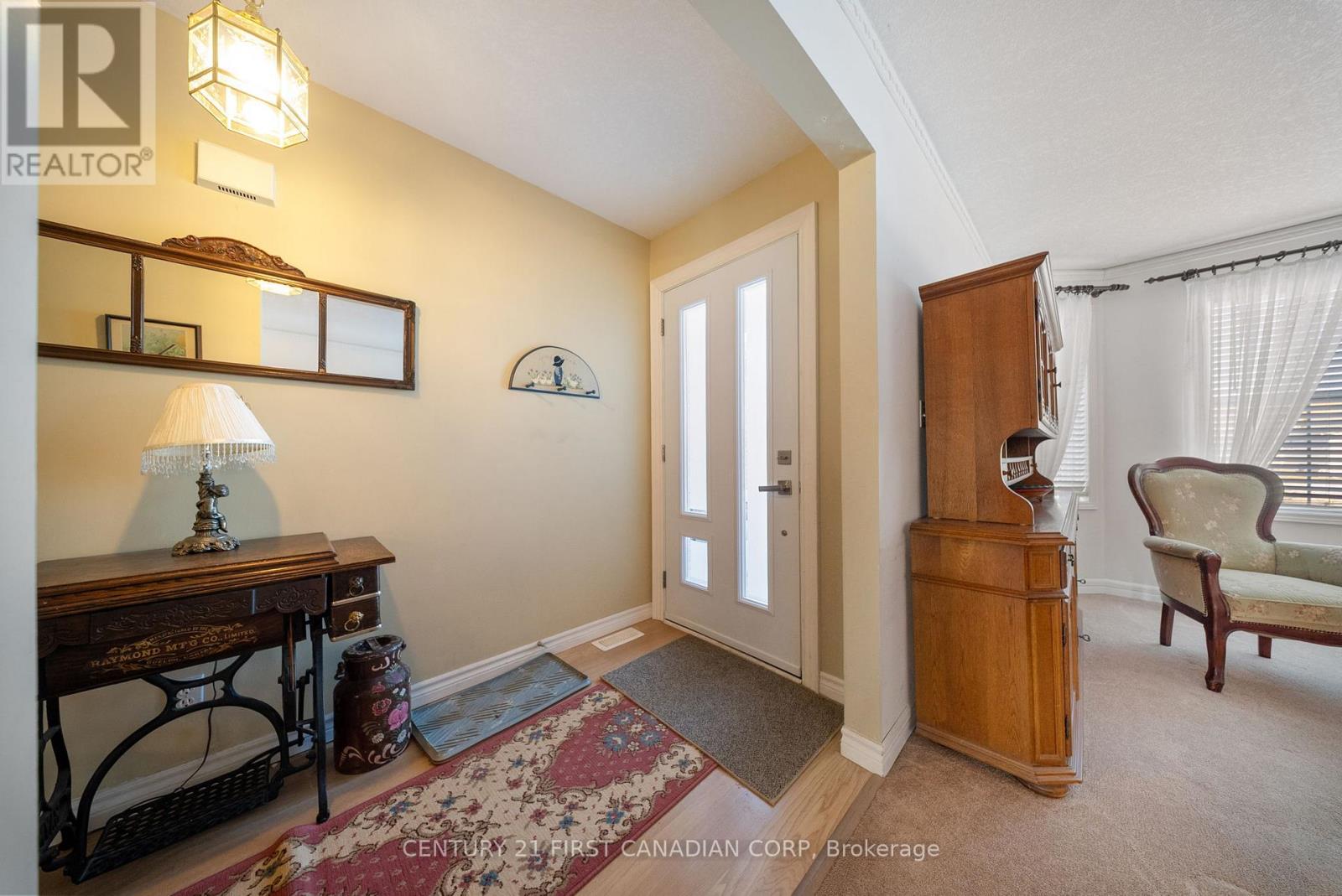 257 Fennel Street, Blandford-Blenheim, Ontario  N0J 1S0 - Photo 8 - X12846328