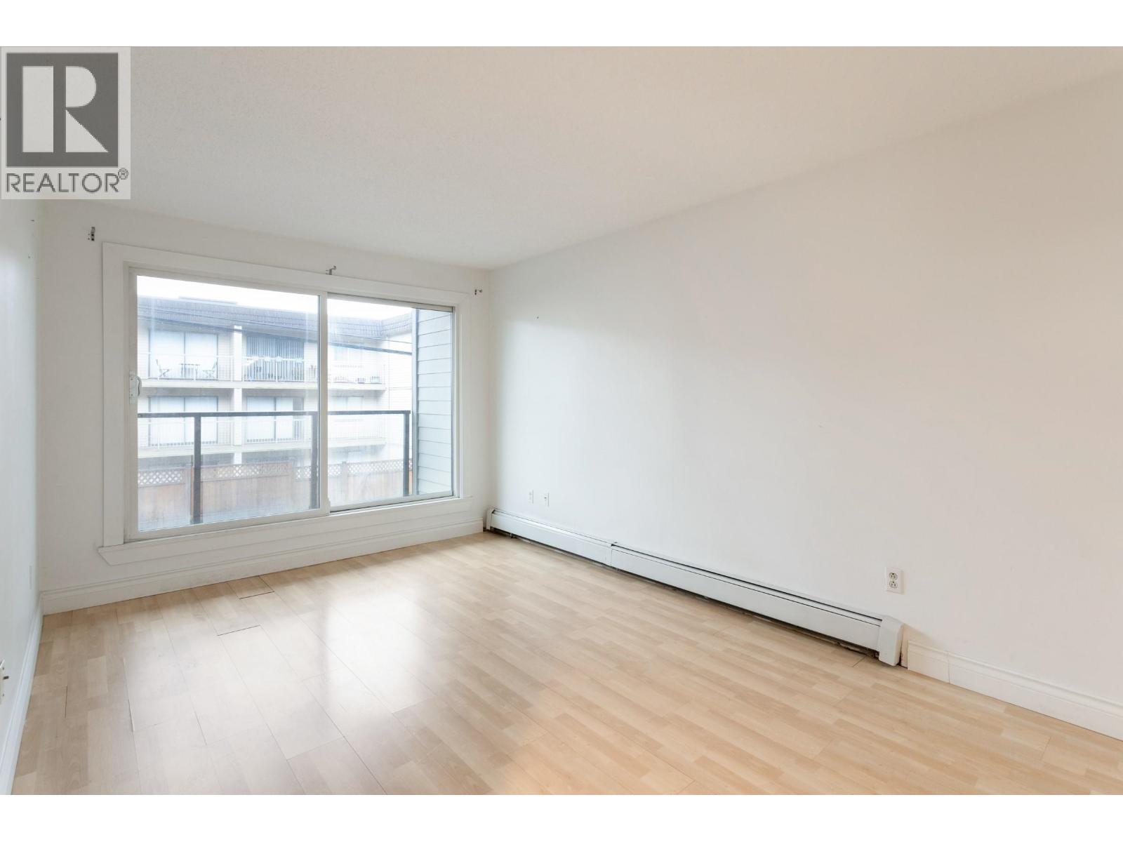 112 240 Mahon Avenue, North Vancouver, British Columbia  V7M 3H4 - Photo 6 - R3089494