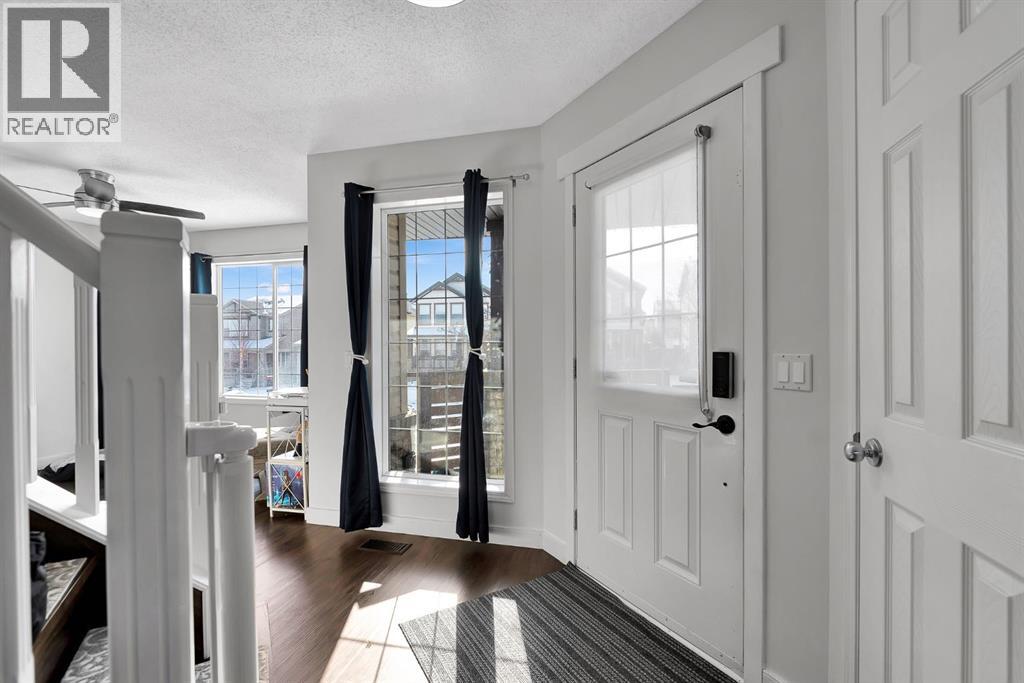 449 Morningside Way Sw, Airdrie, Alberta  T4B 3M5 - Photo 4 - A2289608