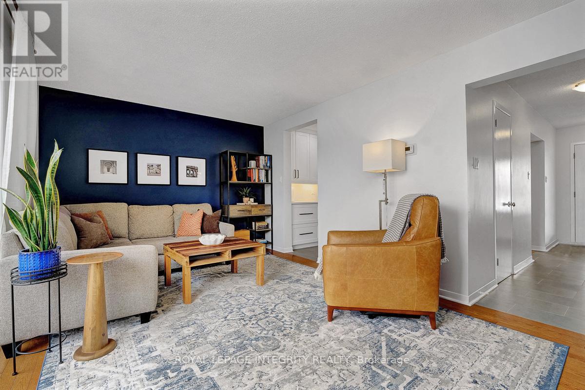 318 Dalehurst Drive, Ottawa, Ontario  K2G 4E4 - Photo 13 - X12846228