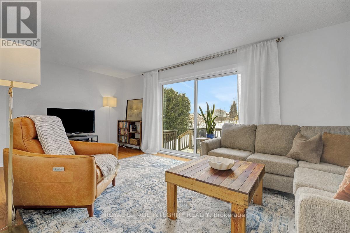 318 Dalehurst Drive, Ottawa, Ontario  K2G 4E4 - Photo 14 - X12846228