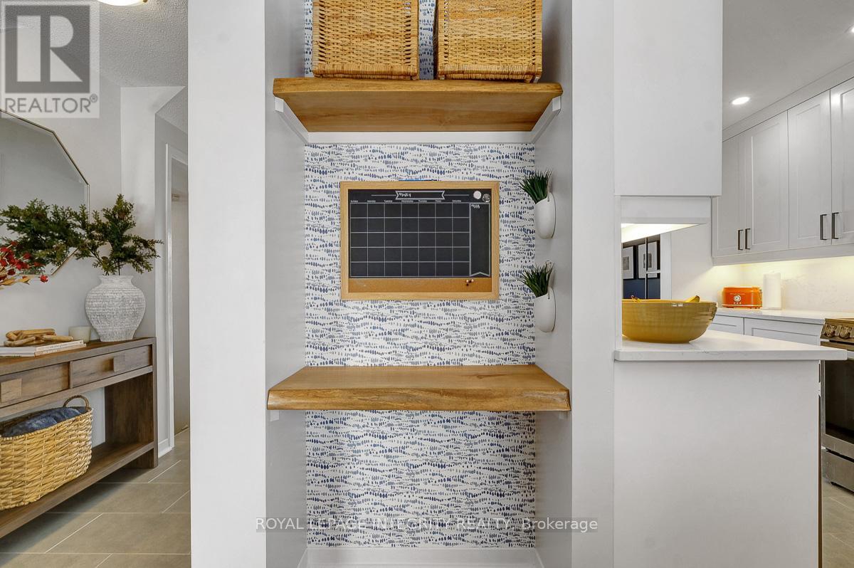 318 Dalehurst Drive, Ottawa, Ontario  K2G 4E4 - Photo 20 - X12846228