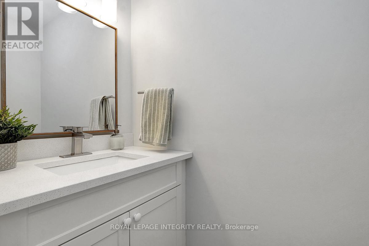 318 Dalehurst Drive, Ottawa, Ontario  K2G 4E4 - Photo 34 - X12846228