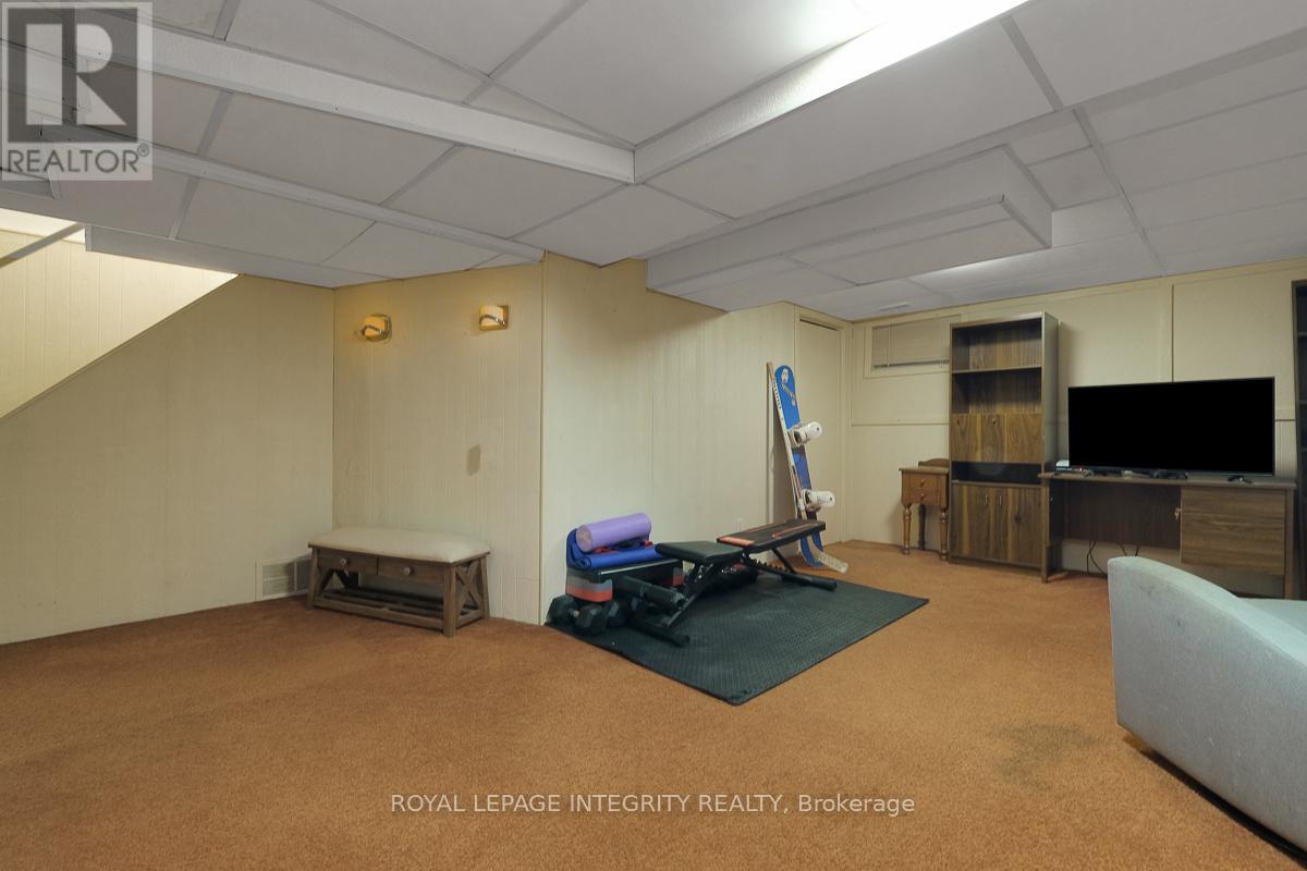 318 Dalehurst Drive, Ottawa, Ontario  K2G 4E4 - Photo 35 - X12846228