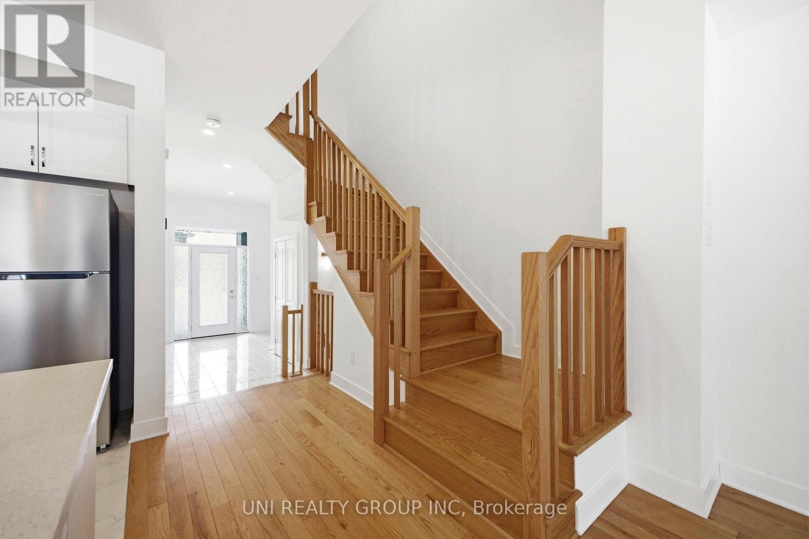 828 Chipping Circle, Ottawa, Ontario  K4M 0E7 - Photo 11 - X12846264